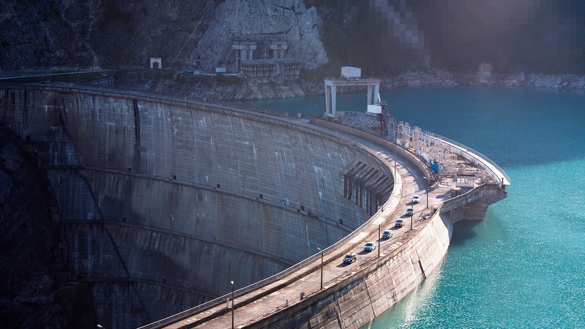 2019-5-13 龍造水電站項目---10.5kV發(fā)電機(jī)中性點電阻柜兩套發(fā)貨